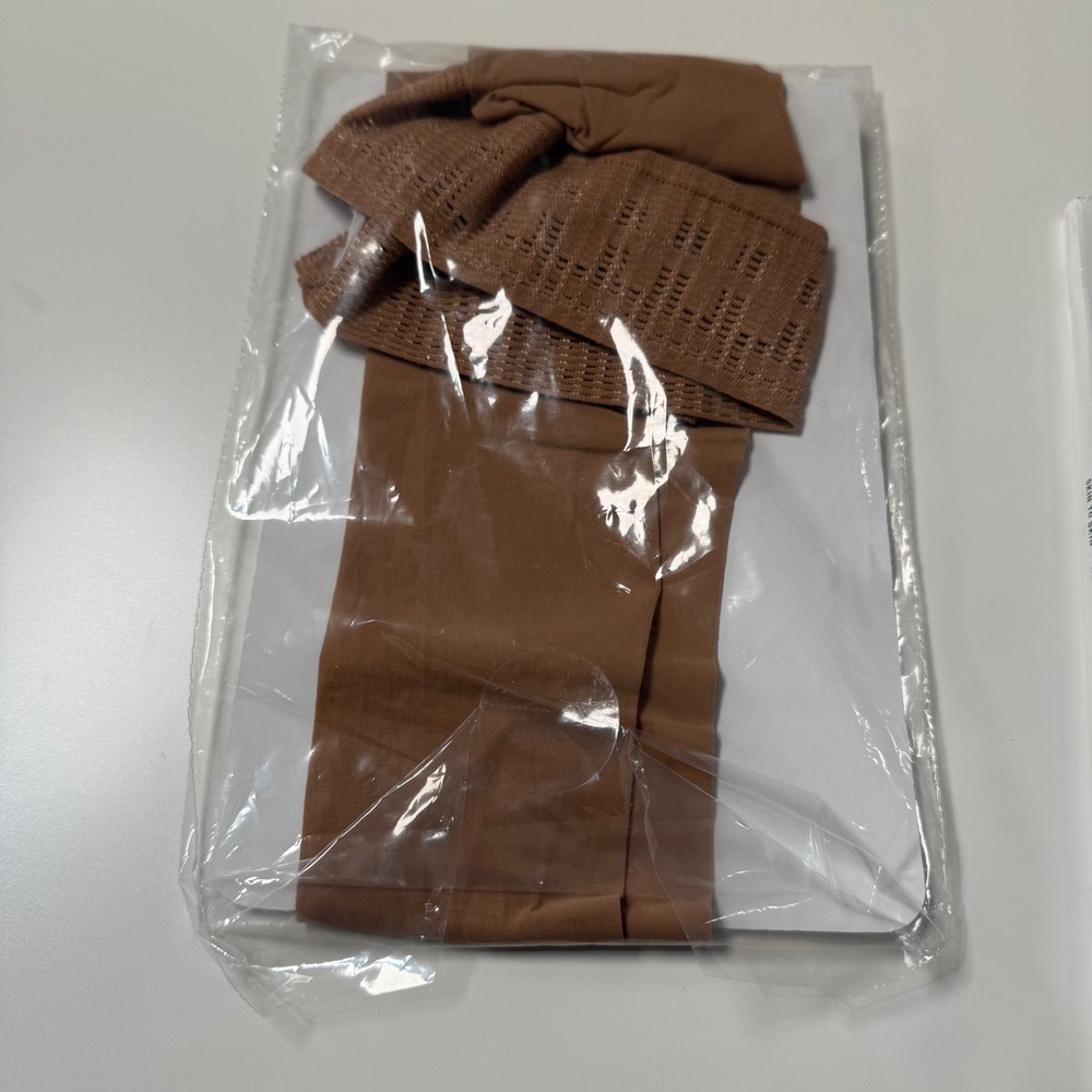 Wolford Fatal 15 Seamless Tights Women Small Gobi Tan Sheer Mat 18076 New - Picture 10 of 12